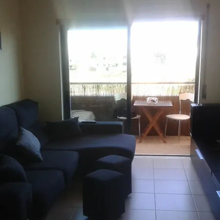 Апартаменты Alfredo Keil By Rental4all *